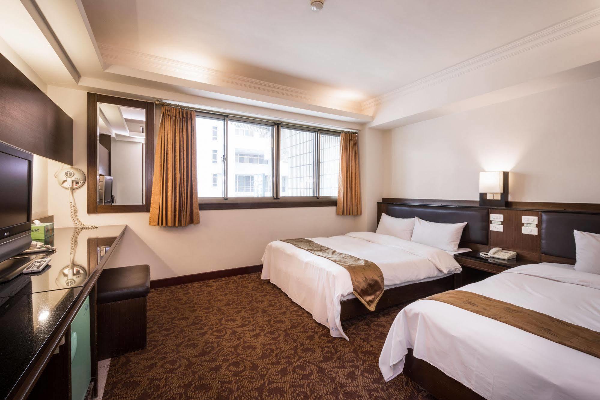 The Enterpriser Hotel Taichung Exterior foto