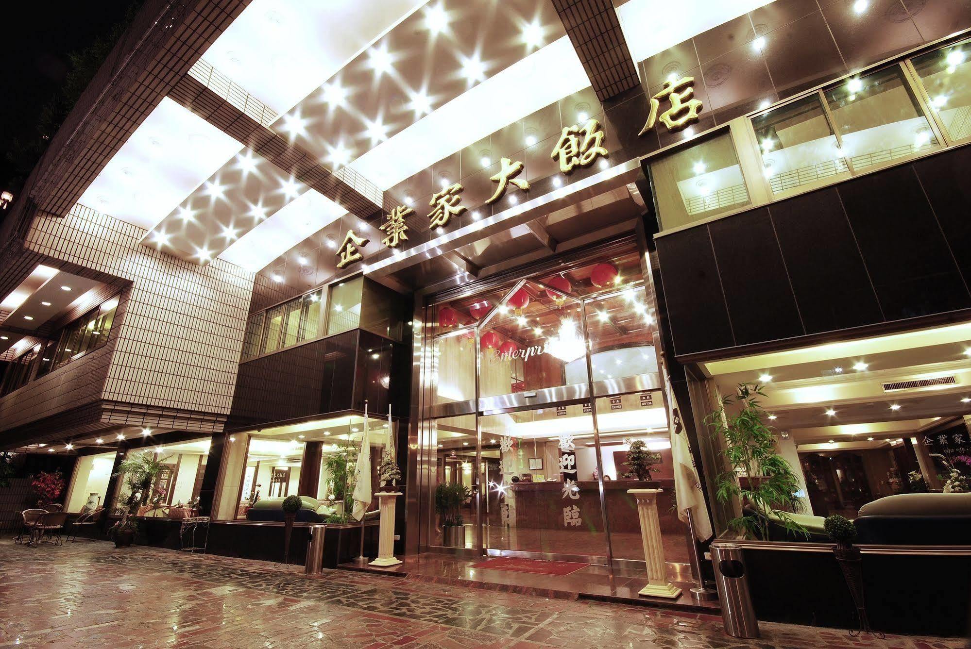 The Enterpriser Hotel Taichung Exterior foto